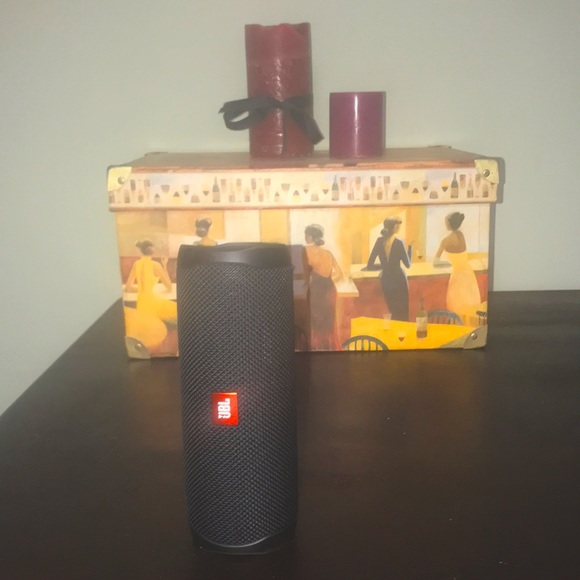 JBL Flip 5 Waterproof Portable Speaker